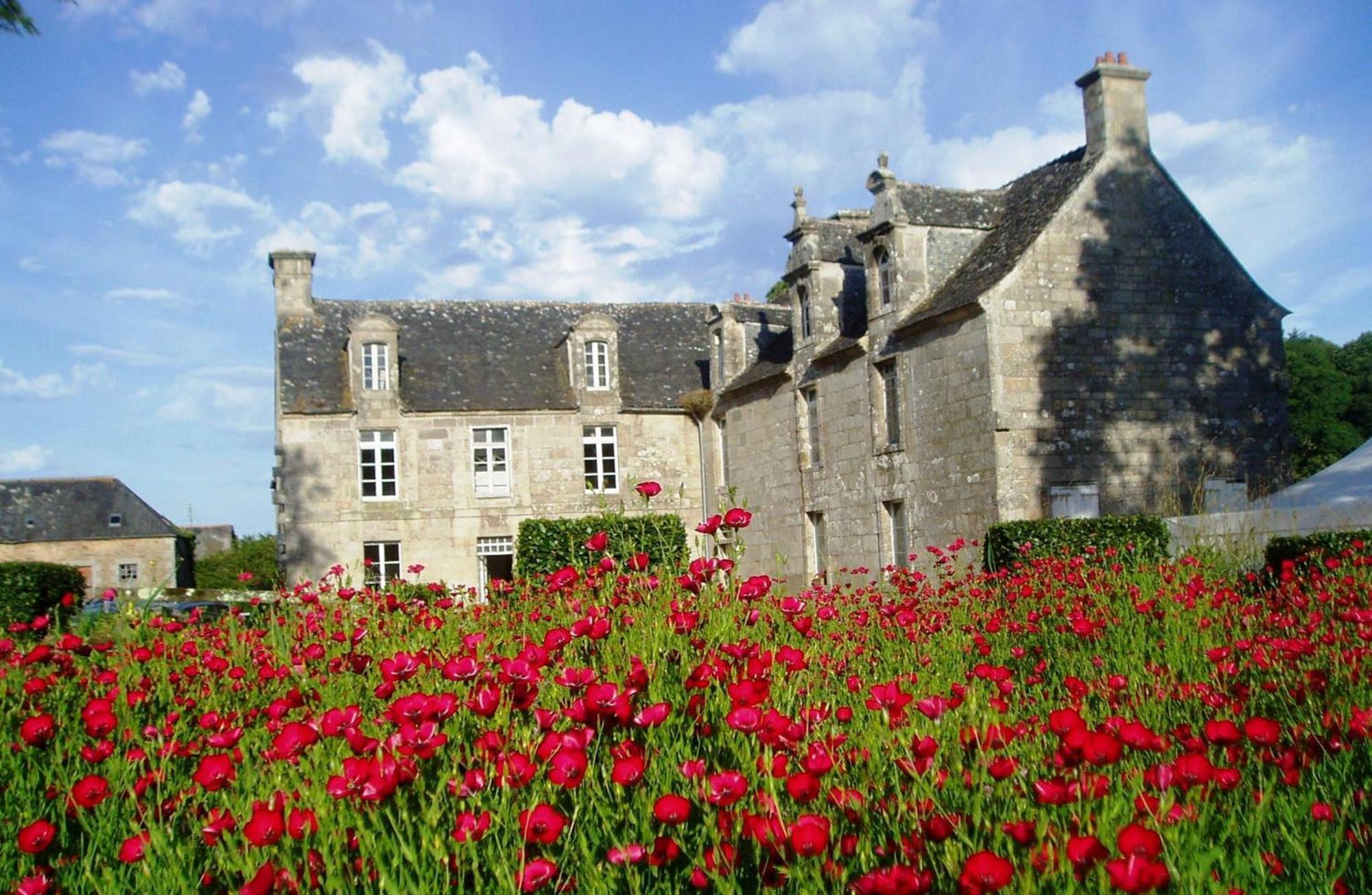 Les Cabanes De Kermenguy Cleder Exterior photo